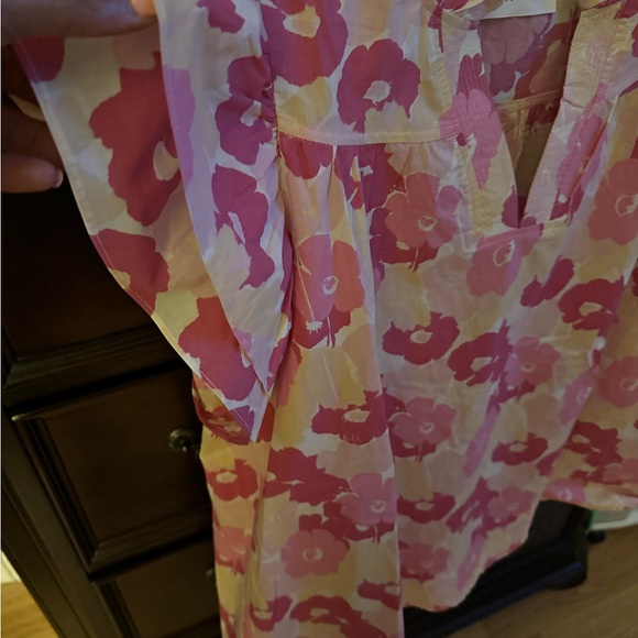 First 💗 Love PRICE DROP - Picture 3 of 3